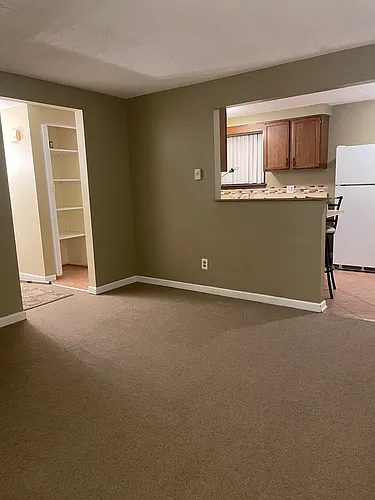 2727 Alder Creek Dr N #2 Photo 1