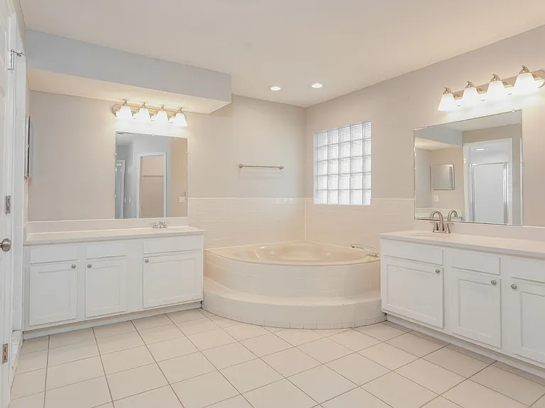 7530 Gunstock Dr — Photo 16