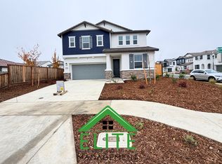 10104 Al Meraz Dr, Elk Grove, CA 95757