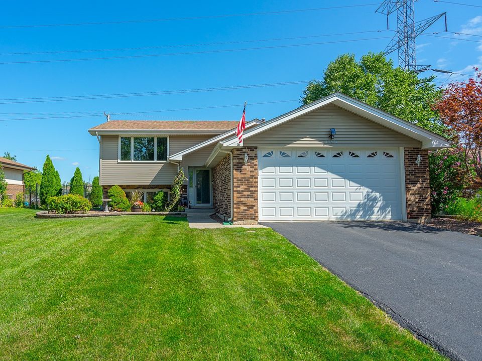 1st image of 13834 W Shady Ln