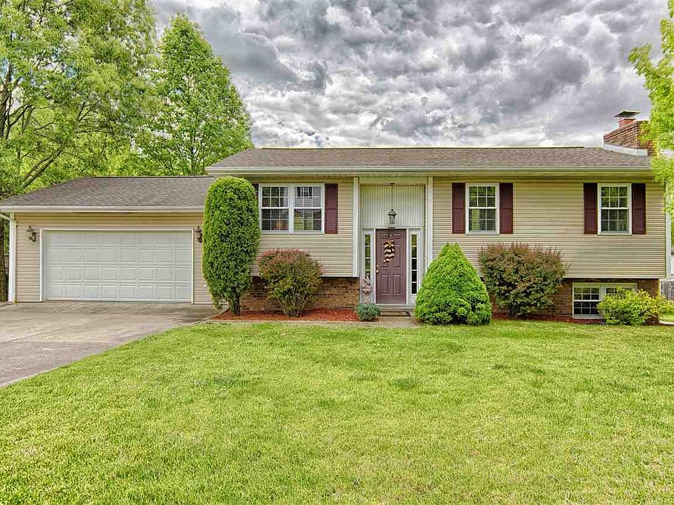 1st image of 6899 Oakmont Ct