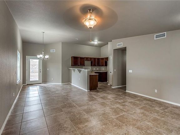4th image of 5910 Cocobolo St