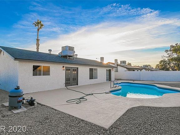 3rd image of 1146 E Hacienda Ave