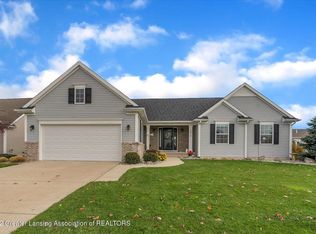 1217 Lobelia Ln, Dewitt, MI 48820
