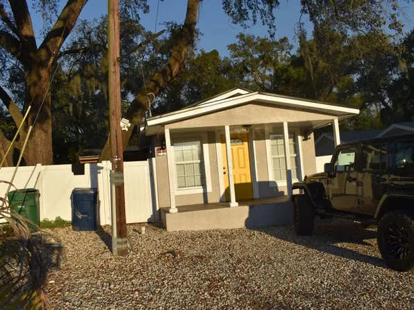 8615 N 9th St, Tampa, FL 33604
