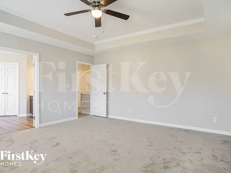 8163 Willowglen Dr — Photo 9