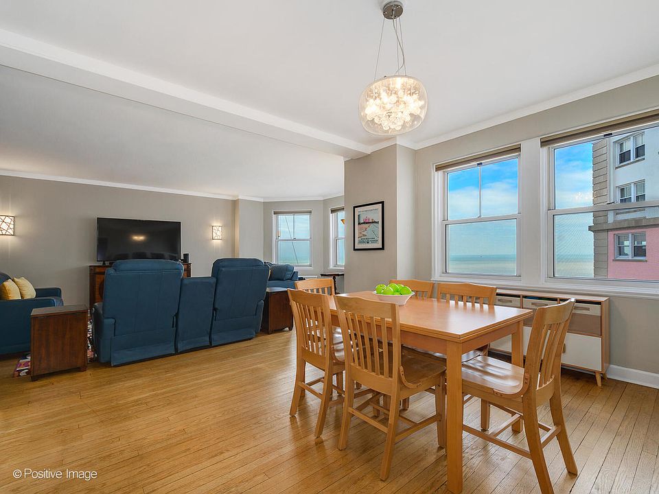 2nd image of 5555 N Sheridan Rd APT 1717