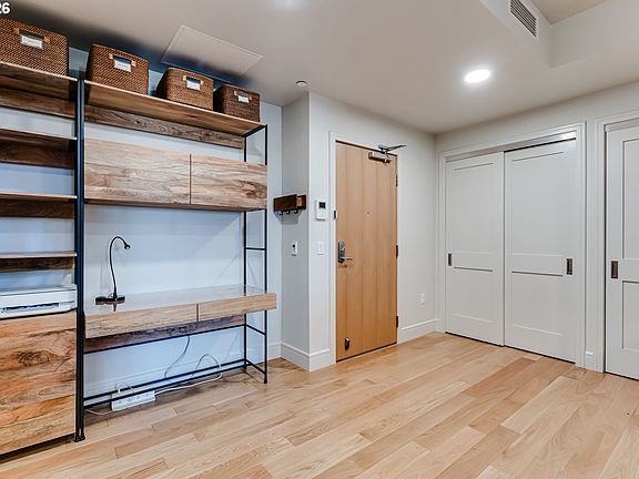 4th image of 1600 Pearl St #608