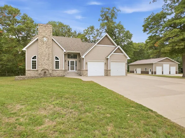8750 E Beatrice Dr, Clear Lake, MN 55319