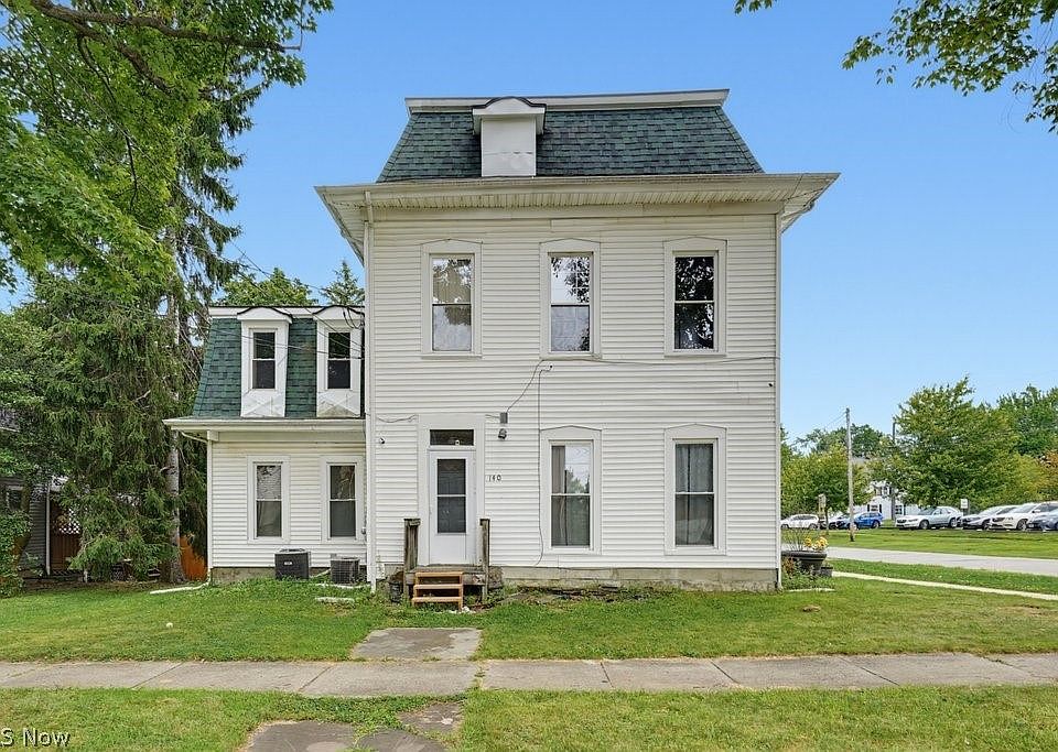 1st image of 140 N Walnut St
