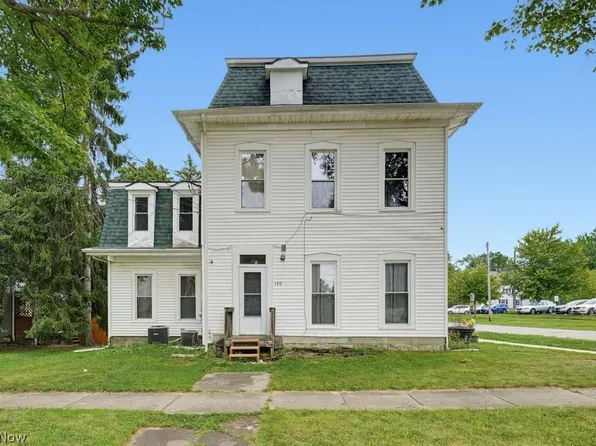 140 N Walnut St, Ravenna, OH 44266