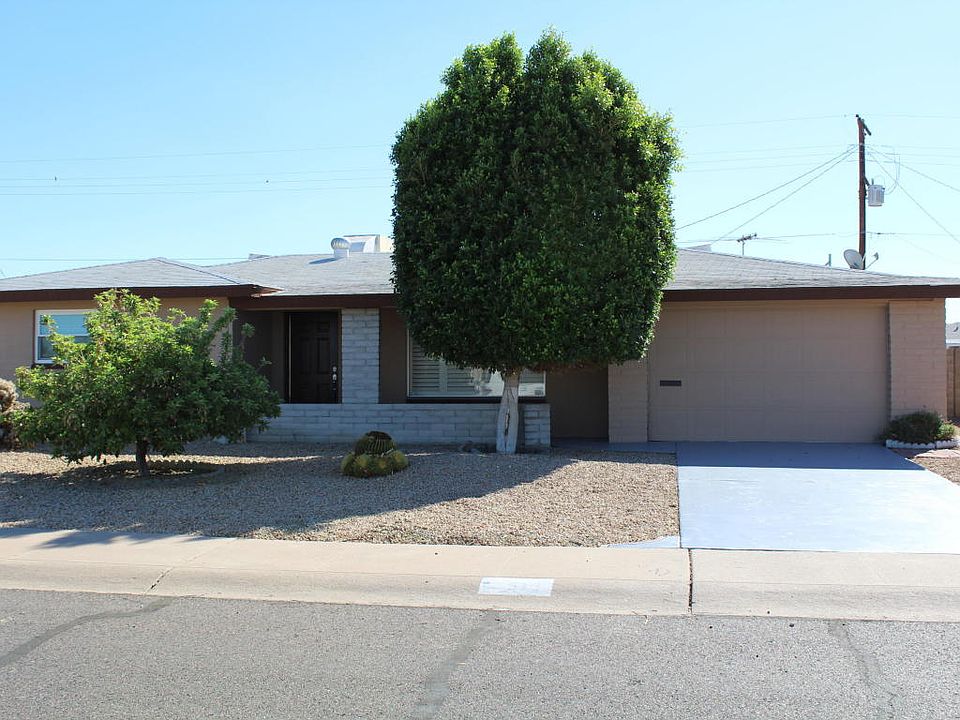 1st image of 513 N 55th Pl