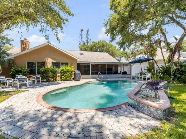 815 E 7th Ave, New Smyrna Beach, FL 32169