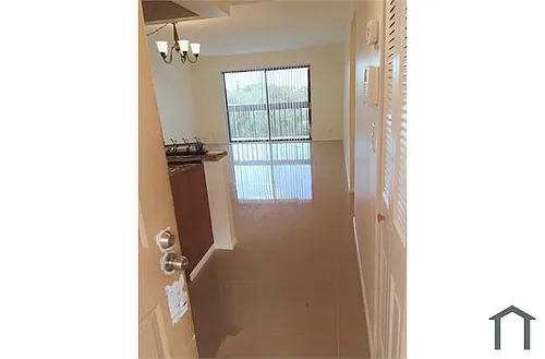 1700 N Congress Ave #403 Photo 1
