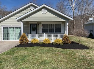 128 Ocean Dr, Huntington, WV 25705