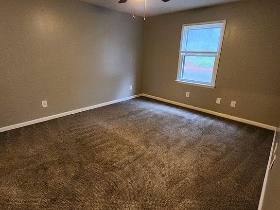 4th image of 4424 Bonnell Dr NW #B