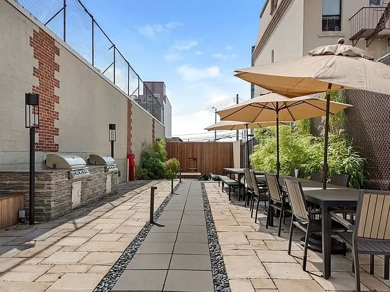 1124 31st Ave #13A — Photo 12
