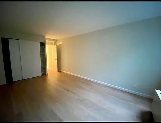 Rented by Stonehenge NYC LLC | media 4