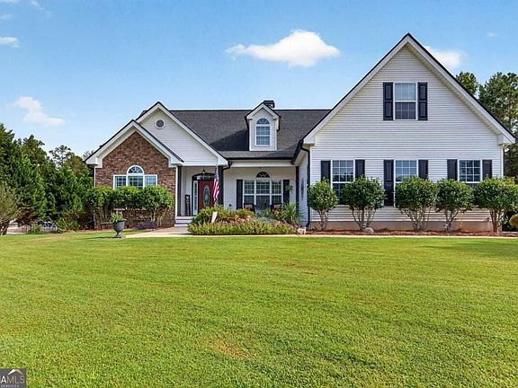 3rd image of 193 Swanson Rd