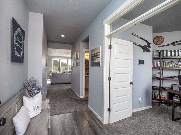 3rd image of 3721 Bismarck Ln