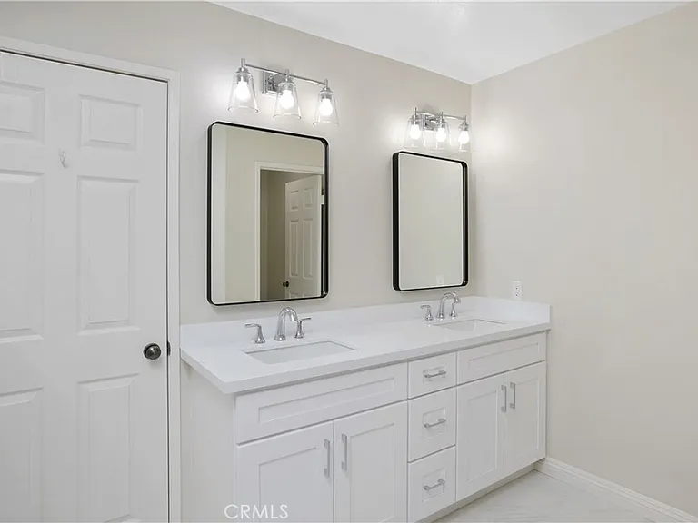 3 Southsand — Photo 23