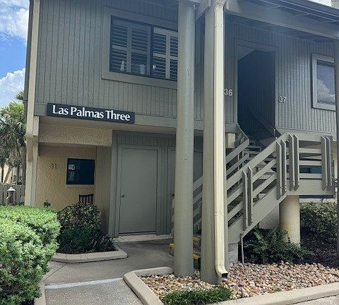 2nd image of 36 Village Las Palmas Cir