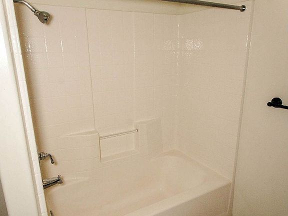 Guest Shower