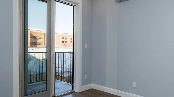 Rented by Nooklyn NYC LLC | media 19