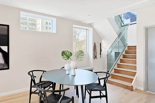 Sold by Compass | media 14