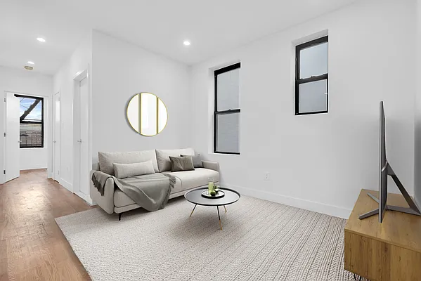 Rented by SERHANT. | media 4