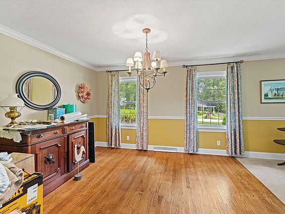 4th image of 1805 Forest Acres Dr