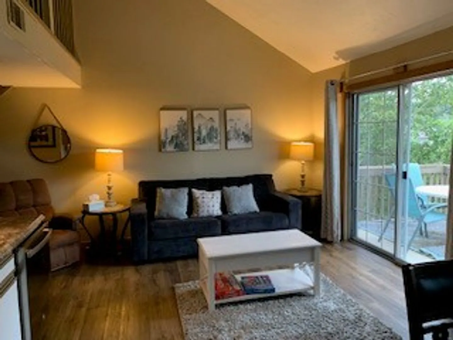 2 Bedroom 2 Bath Loft Apartment In Branson Mo - Ask About Our Move In Special — Photo 2