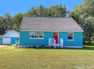 848 Port Sheldon St, Jenison, MI 49428