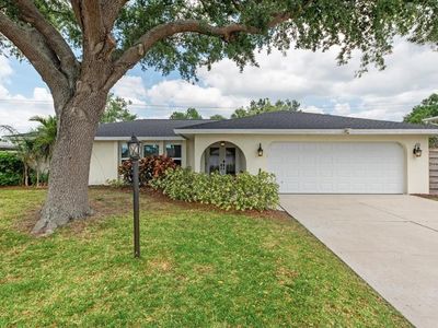 4415 Charing Cross Rd, Sarasota, FL, 34241