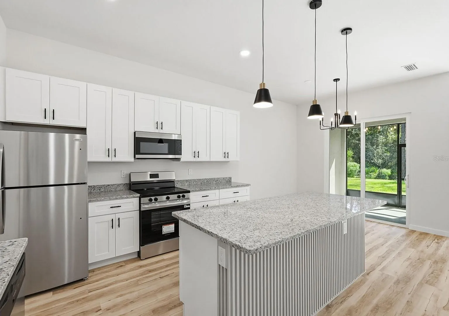 Brand New - 3 Bed 2.5 Bath Townhouse Palm Coast — Photo 3