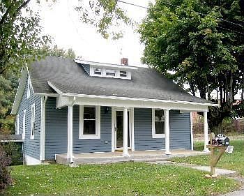1st image of 490 Church St