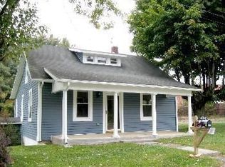 490 Church St, Christiansburg, VA 24073