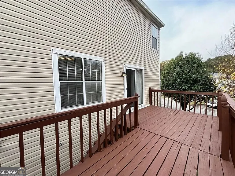 1183 Red Oak Cv — Photo 2