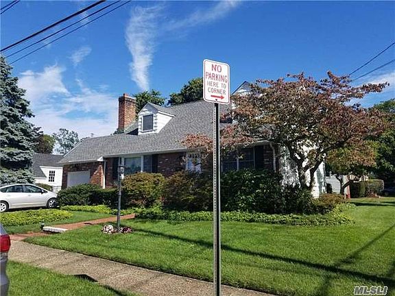 2nd image of 51 Mayflower Ave