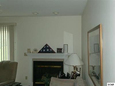 3rd image of 820 Derby Dr
