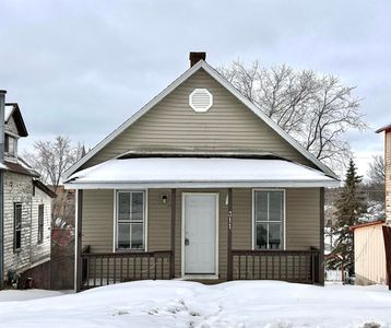 311 W Brown St, Iron Mountain, MI, 49801