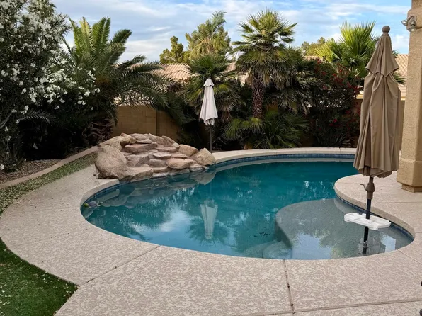 3092 S PENNINGTON Drive, Chandler, AZ 85248