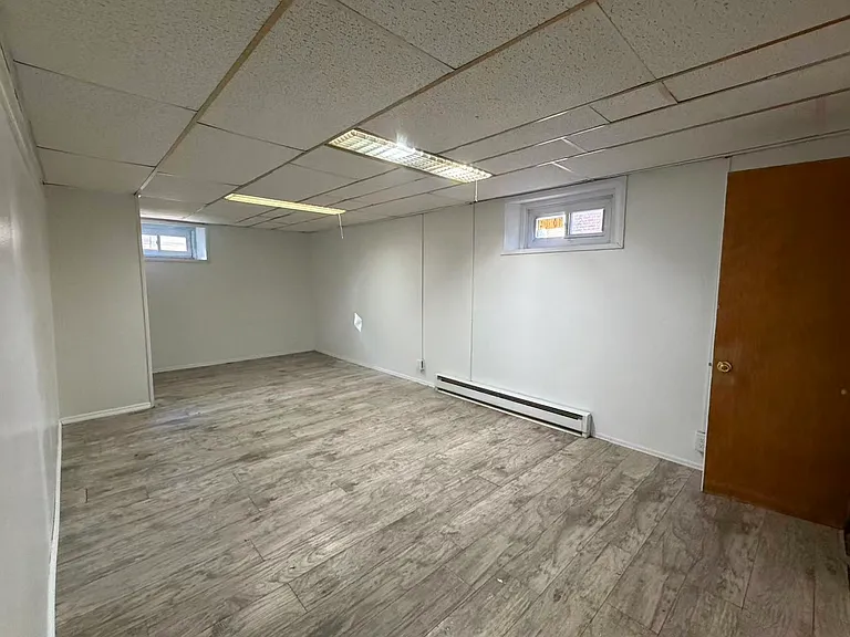 660 Targee St — Photo 11