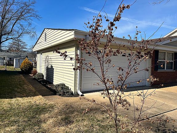 4th image of 817 Doerwood Ct