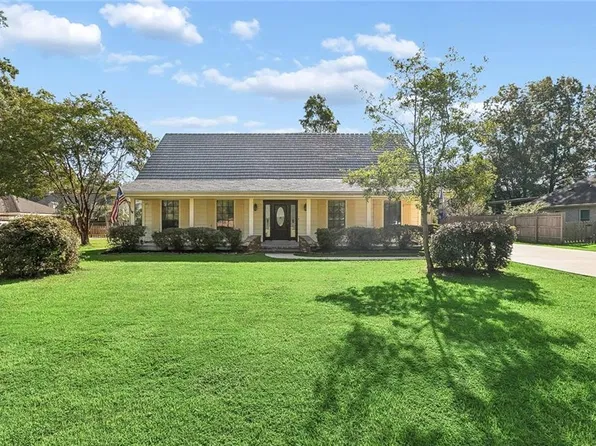 245 Leah Dr, Mandeville, LA 70448