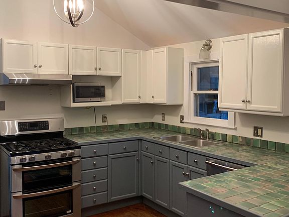 Kitchen with gas range