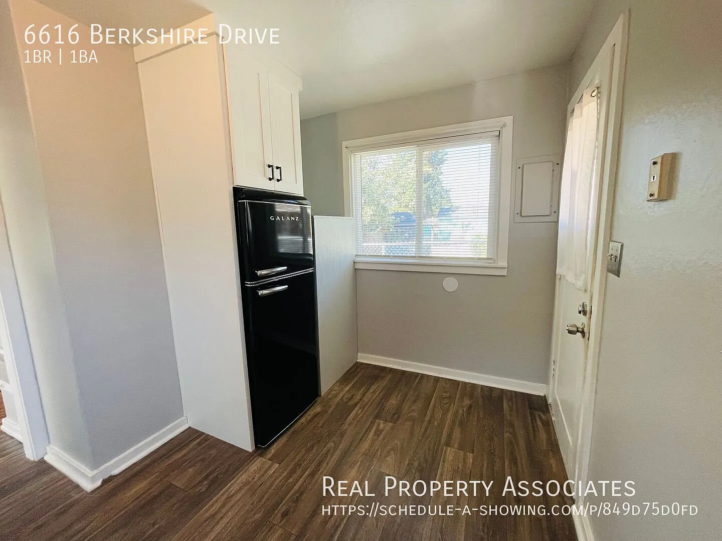 Cute 1 bed, 1 bath House in convenient Beverly neighborhood — Photo 4
