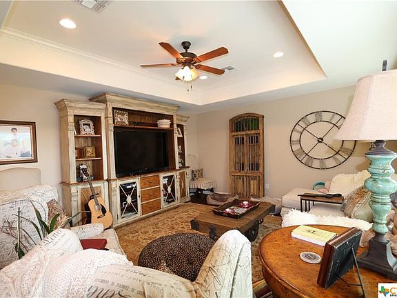 5th image of 107 Gabbiano Ct