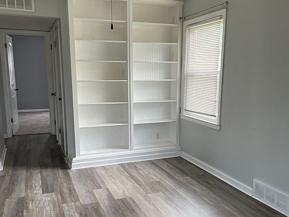 5th image of 535 Churchman Ave