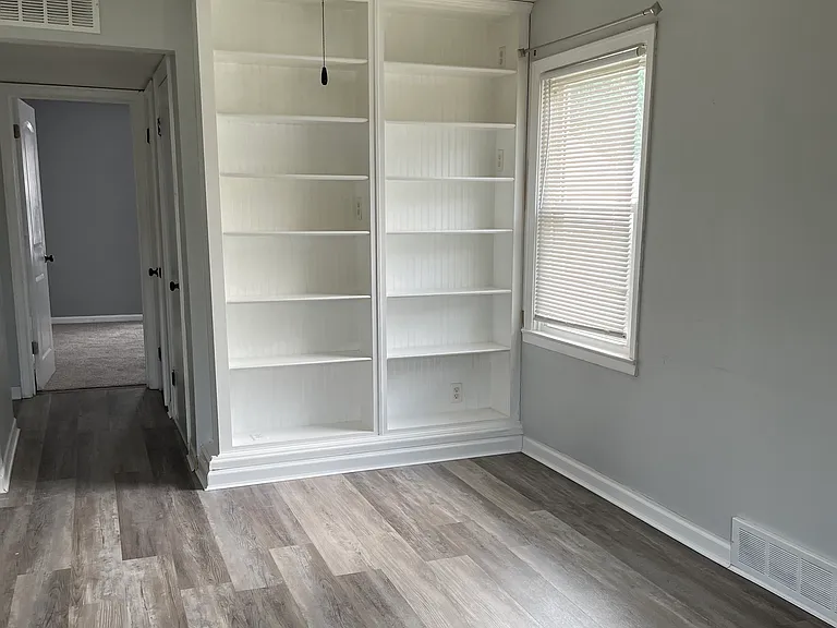 535 Churchman Ave — Photo 5